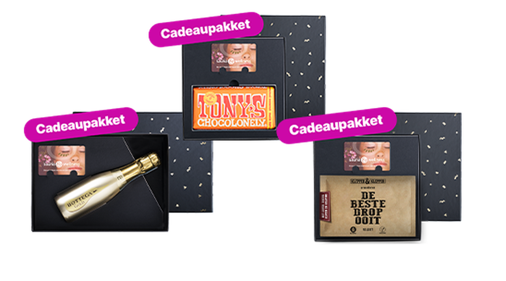 Three gift packages with "Cadeaupakket" labels, featuring a chocolate bar, a bottle, and a box with text "DE BESTE DROP OOIT."