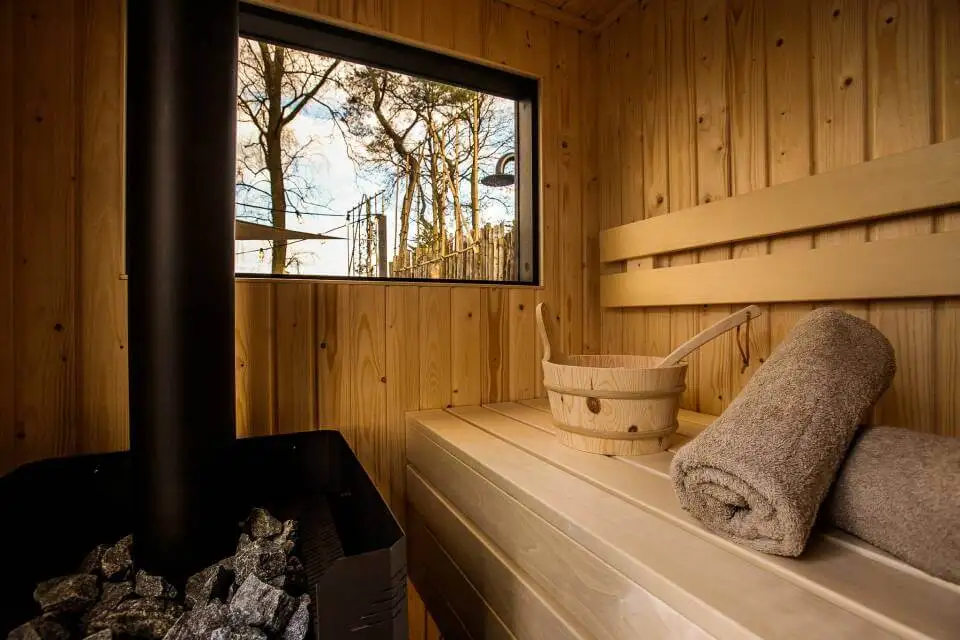 Bed & outdoor wellness - natuurchalet oisterwijk