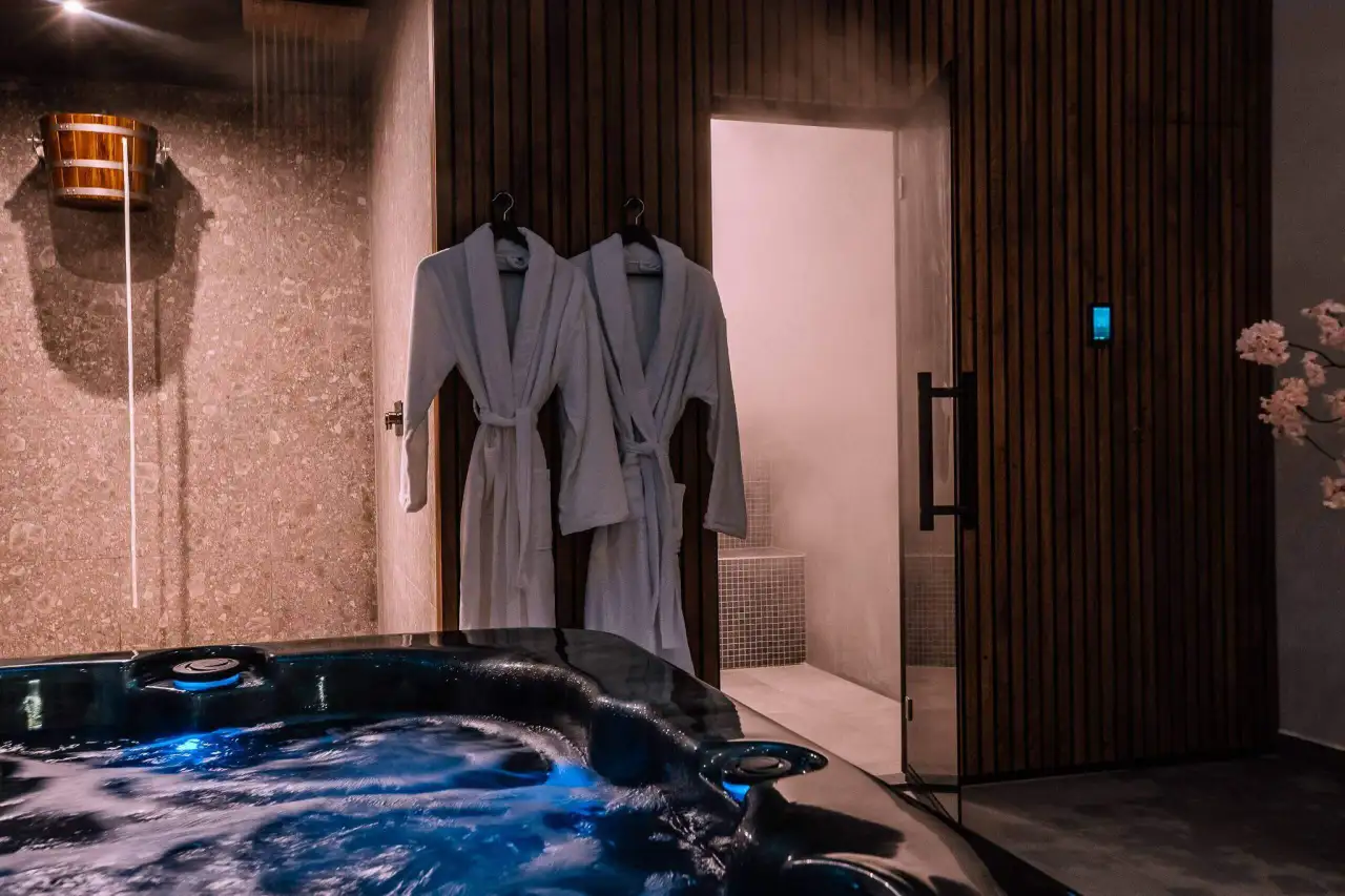 The Luxury Wellness - Forest