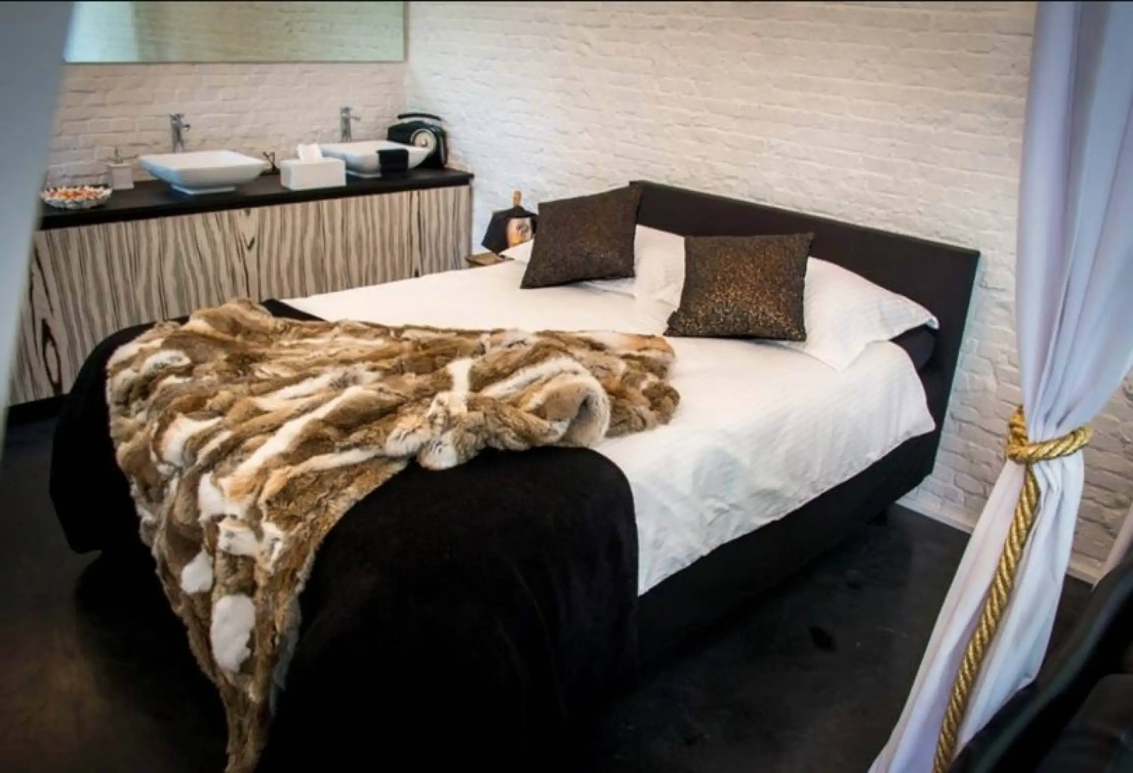 The Perfect Suite bij Antwerpen - Napoleon Suite