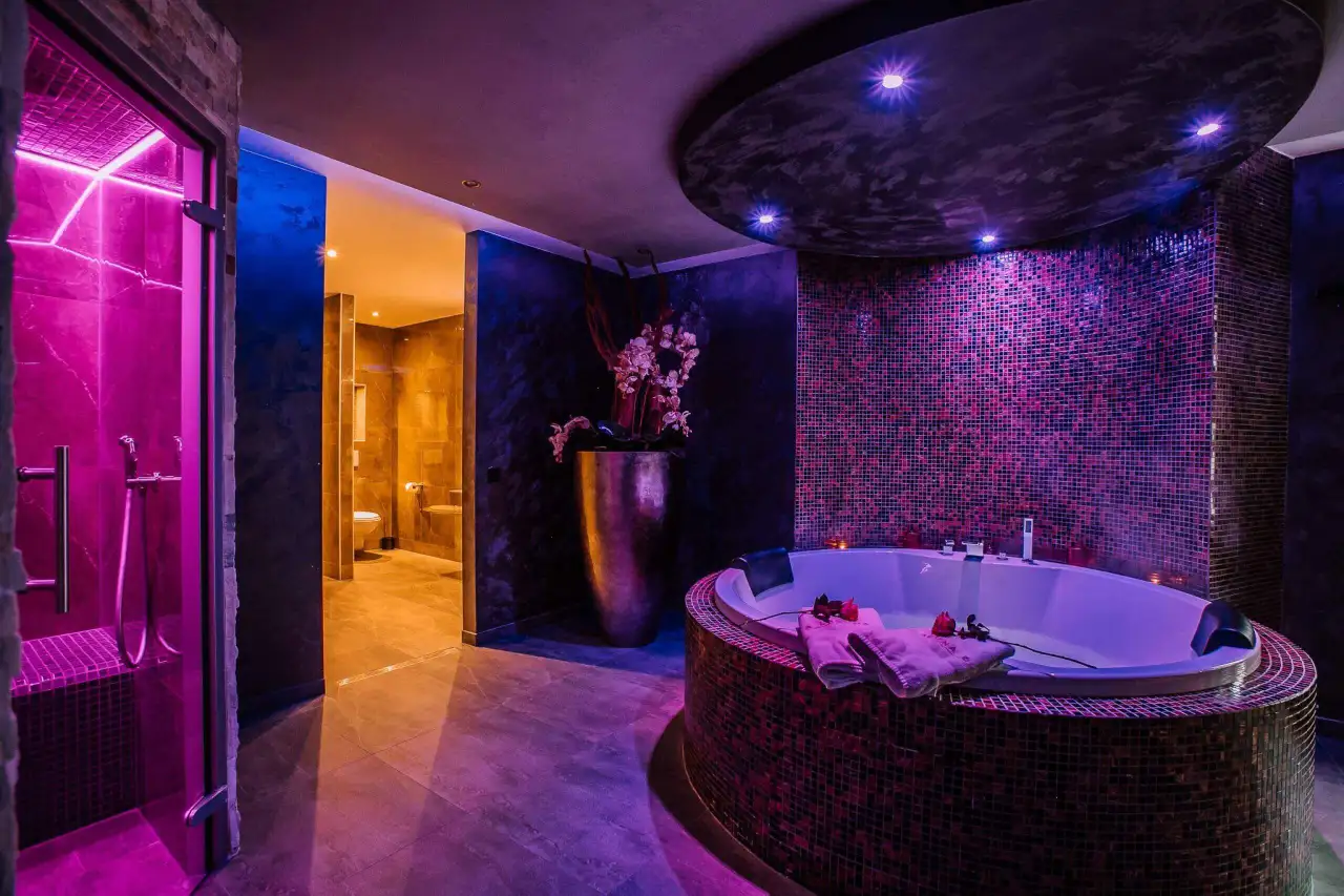 Spa Laguna Deluxe