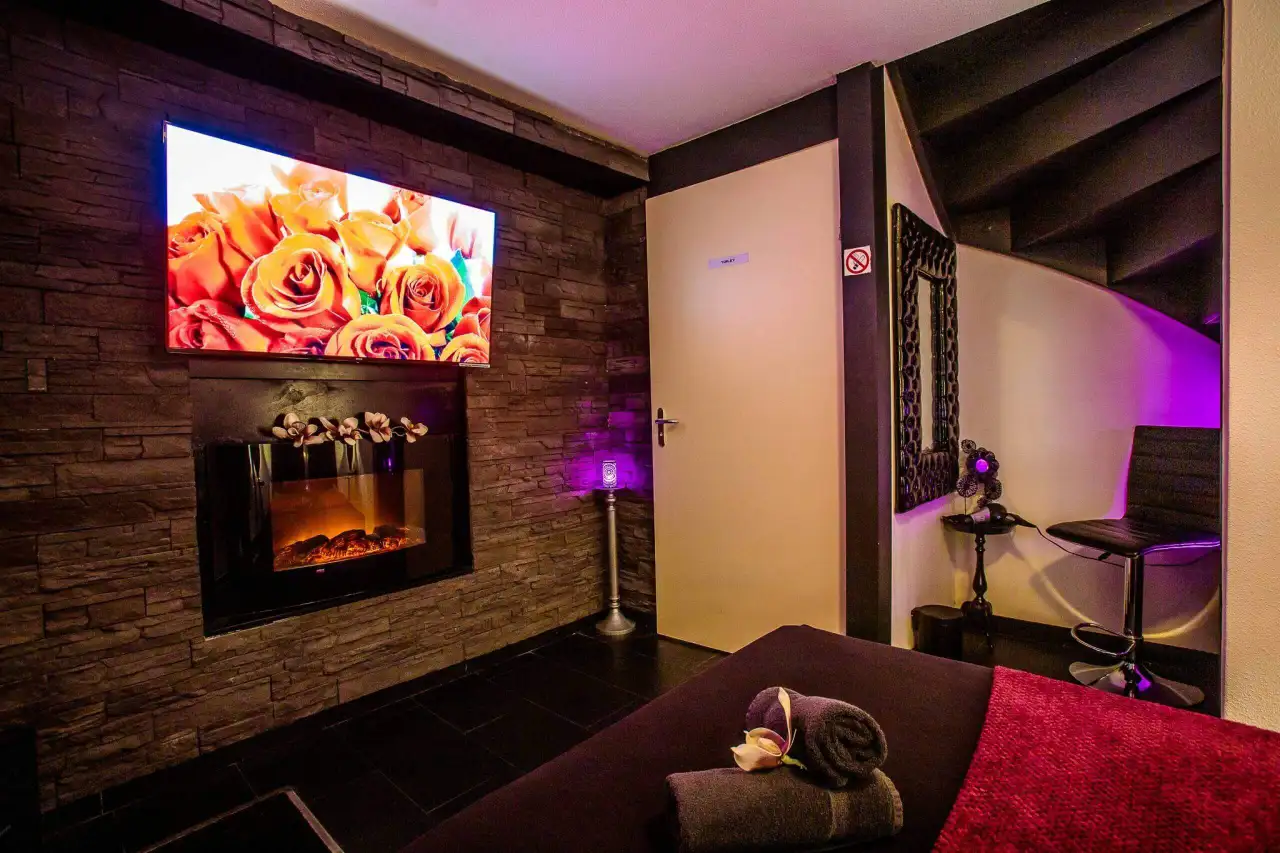 Privé Spa Rose Lima - Deluxe (1)