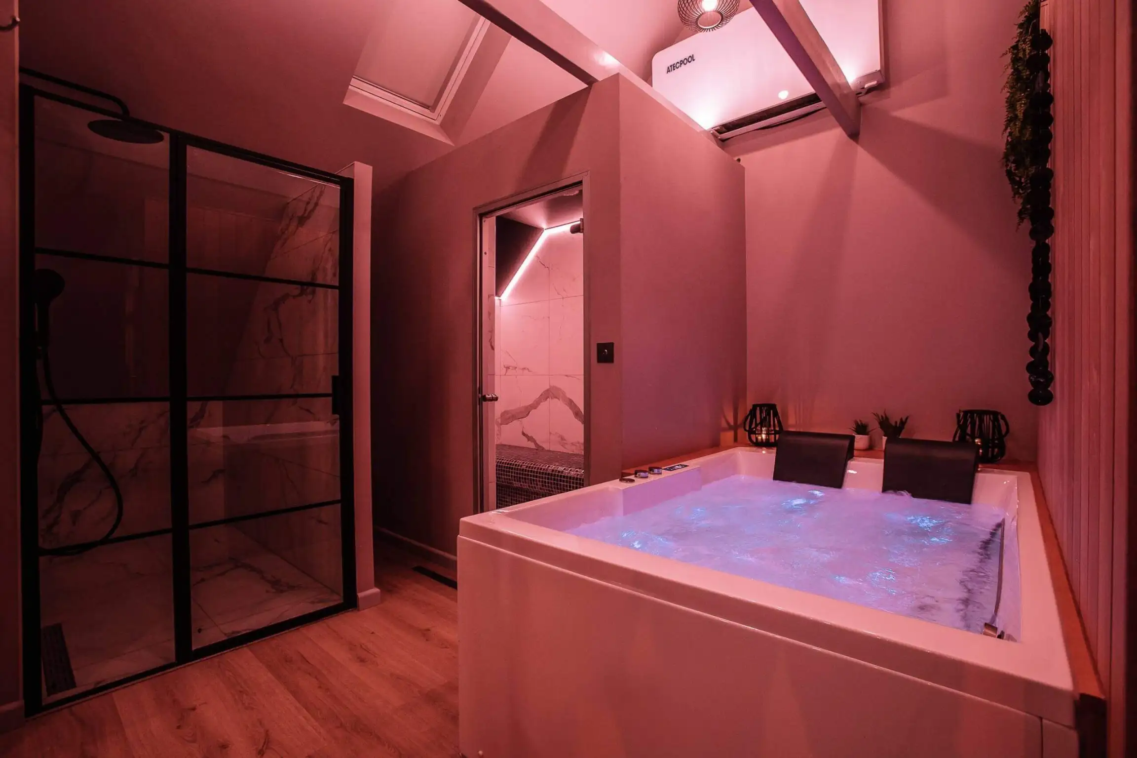 The Harbour Spa · Sky Loft